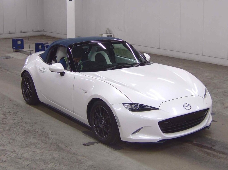 2023 MAZDA Roadster 990 S